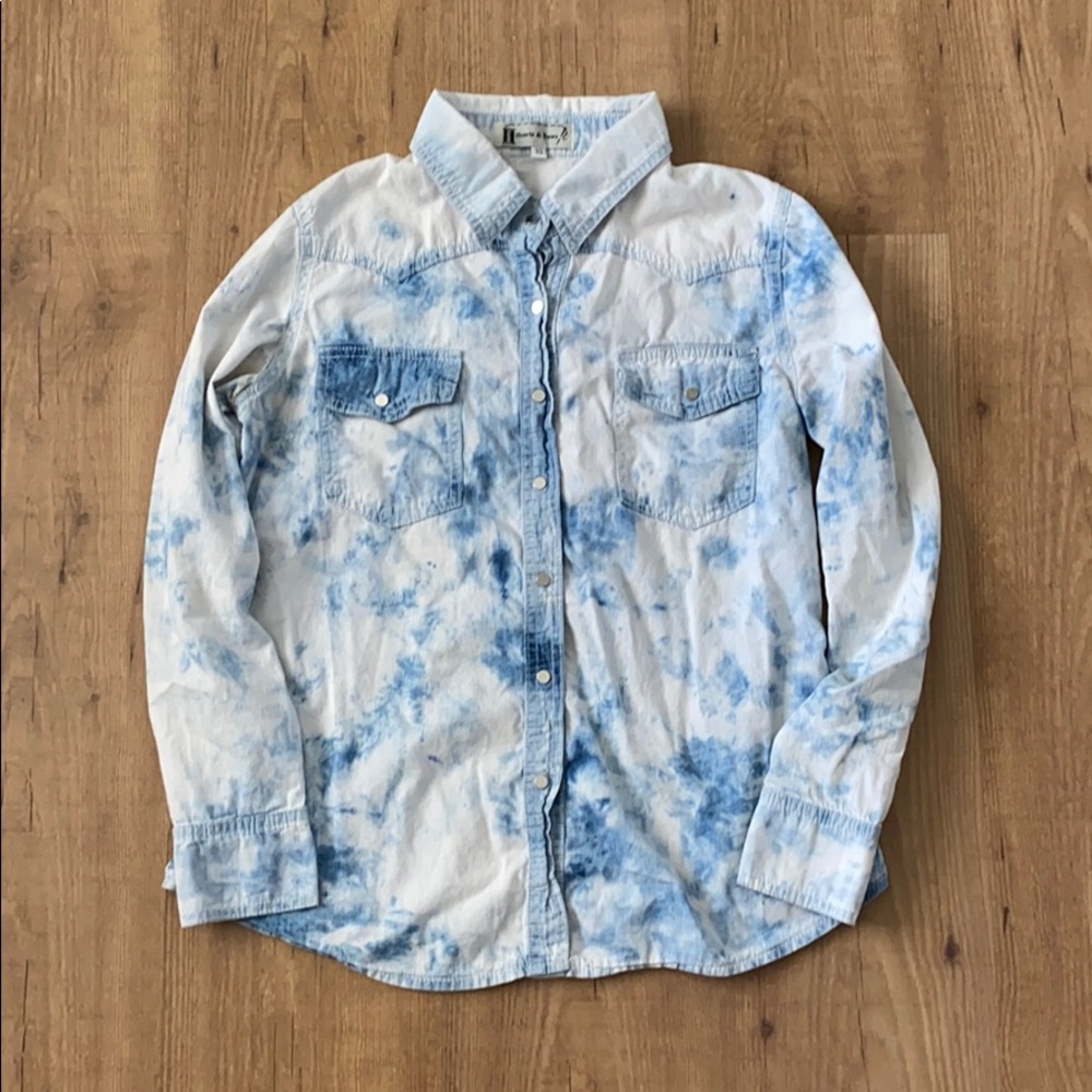 Hearts & Bows Acid Washed Chambray Button Down